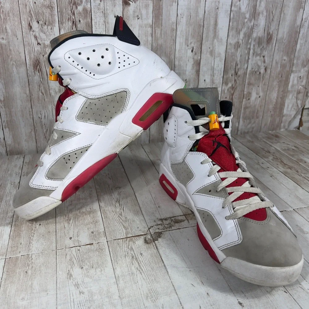 Jordan 6 Retro Hare Neutral Grey White True Red CT8529-062 Mens Size 11